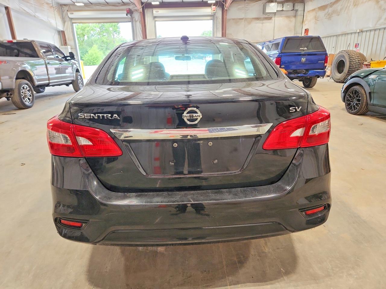 2018 Nissan Sentra S - Image 6