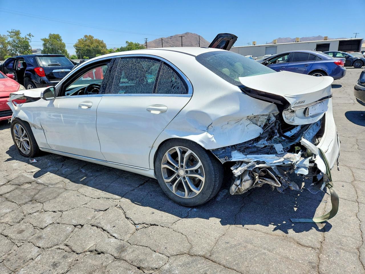 2015 Mercedes-Benz C 300 - Фото 2