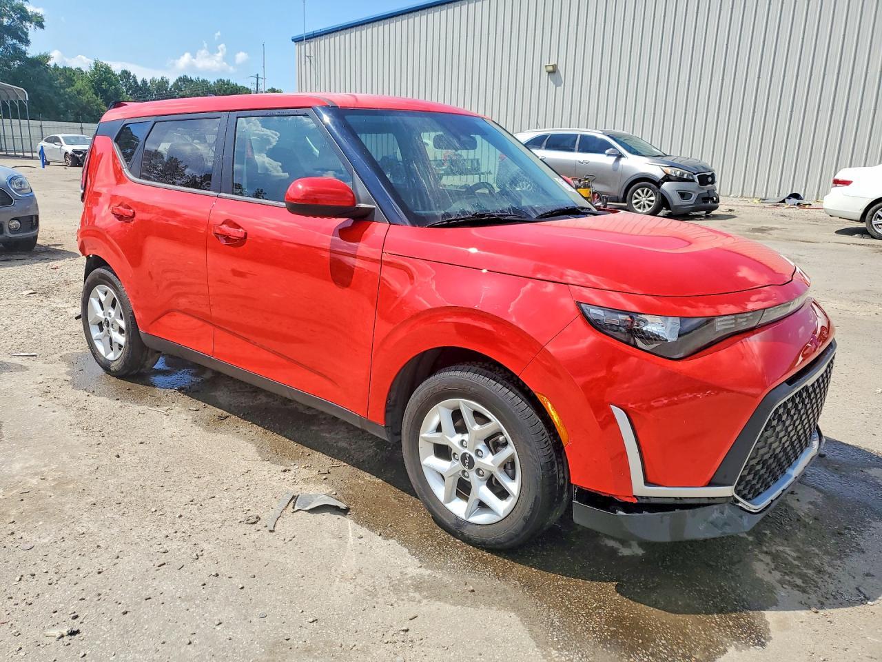 2025 Kia Soul Lx - Image 4