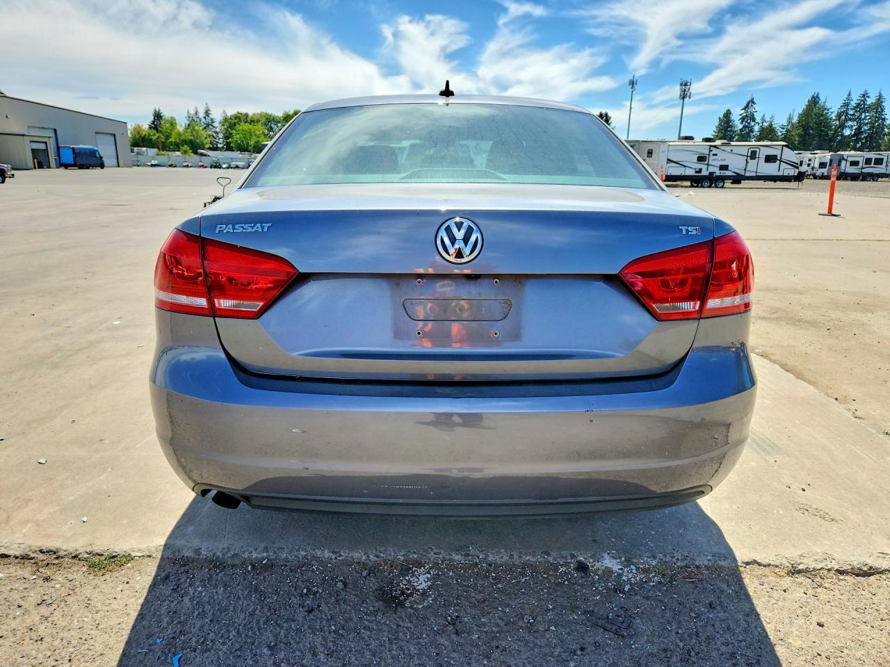 2015 Volkswagen Passat - Фото 6