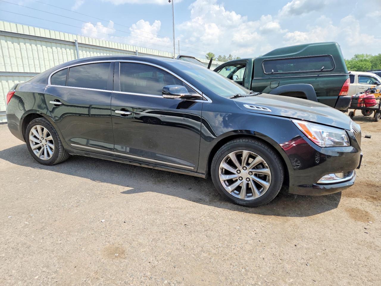 2016 Buick Lacrosse Premium - Image 4