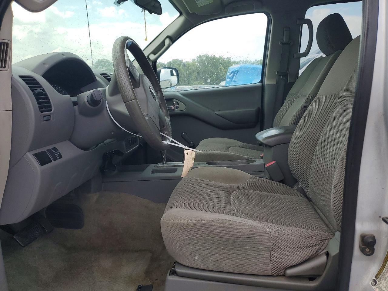 2012 Nissan Frontier S - Фото 7