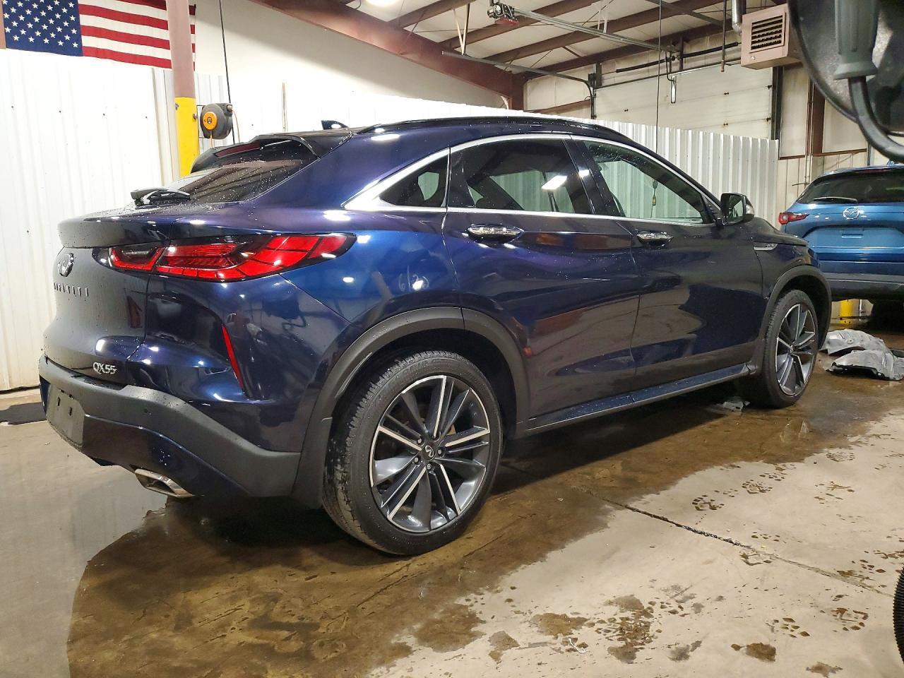 2023 Infiniti Qx55 Luxe - Image 3