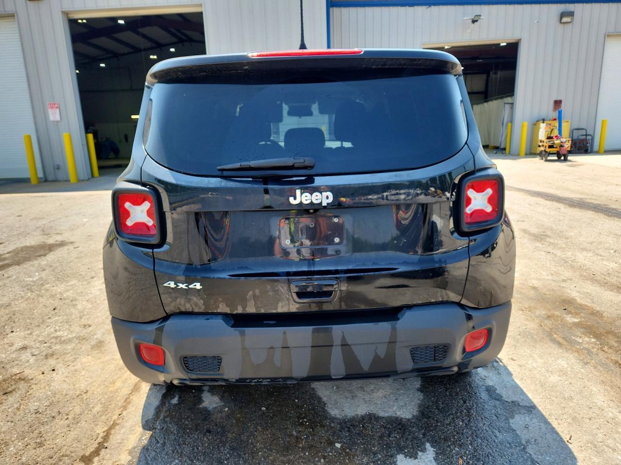 2021 Jeep Renegade Sport - Фото 6