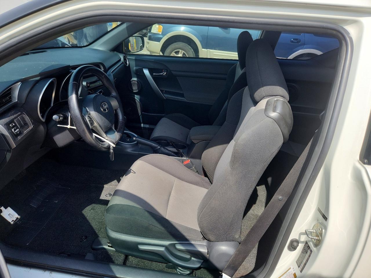 2016 Scion Tc Base - Фото 7
