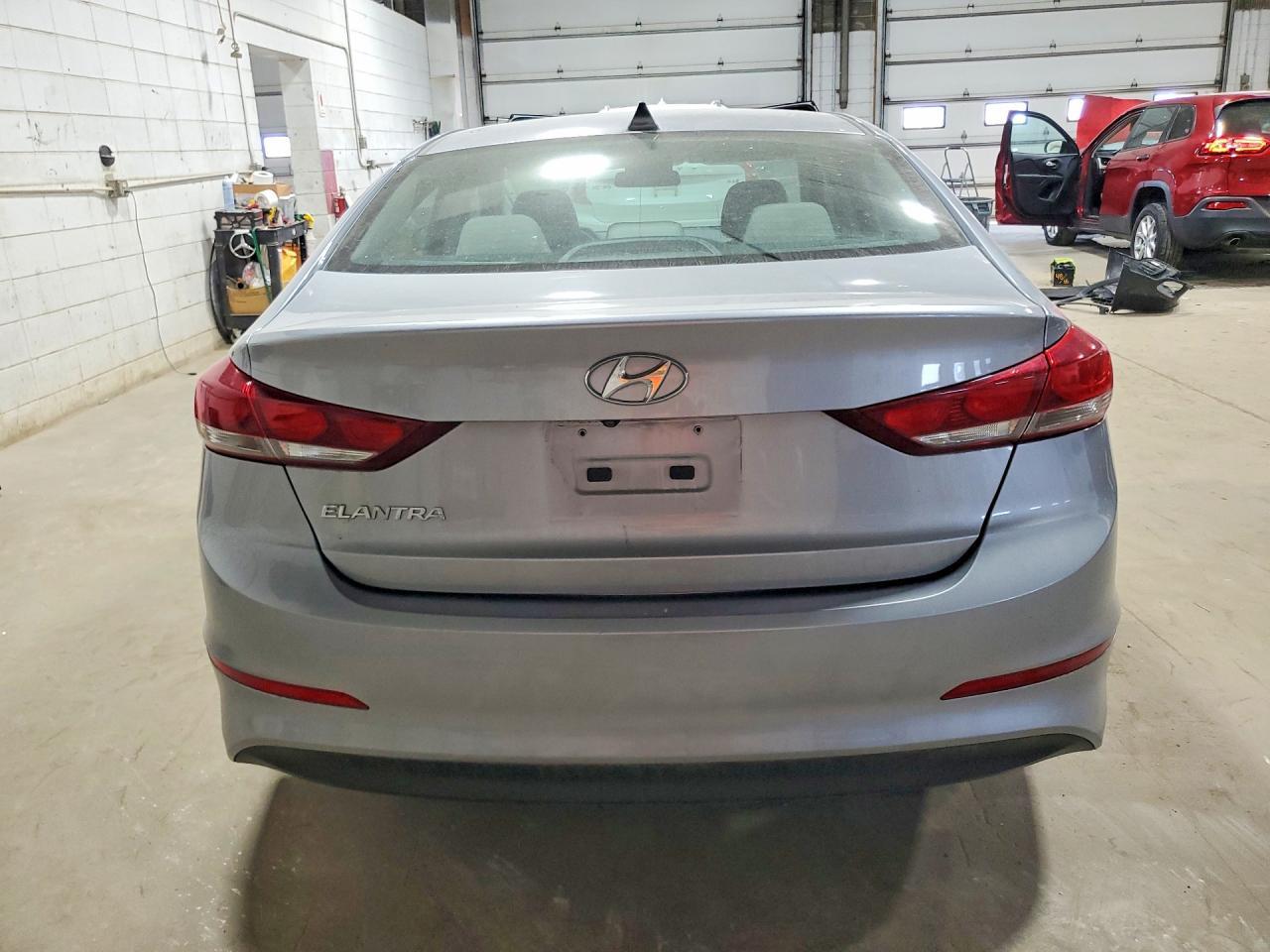 2017 Hyundai Elantra Se - Фото 6