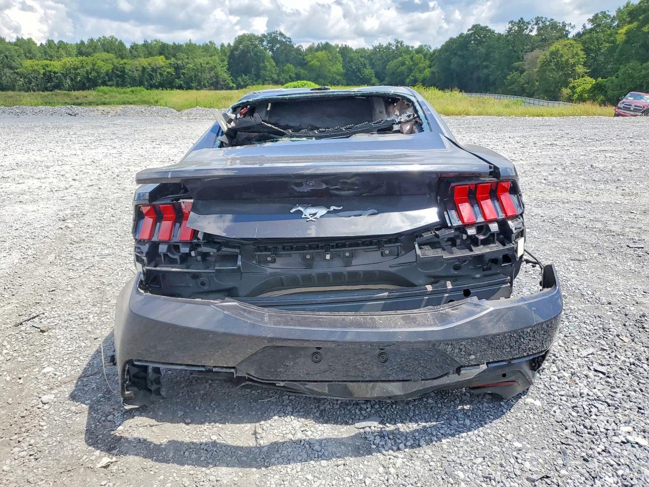 2024 Ford Mustang - Фото 6