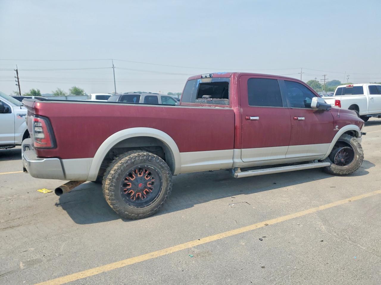 2018 Ram 3500 Laramie - Image 3
