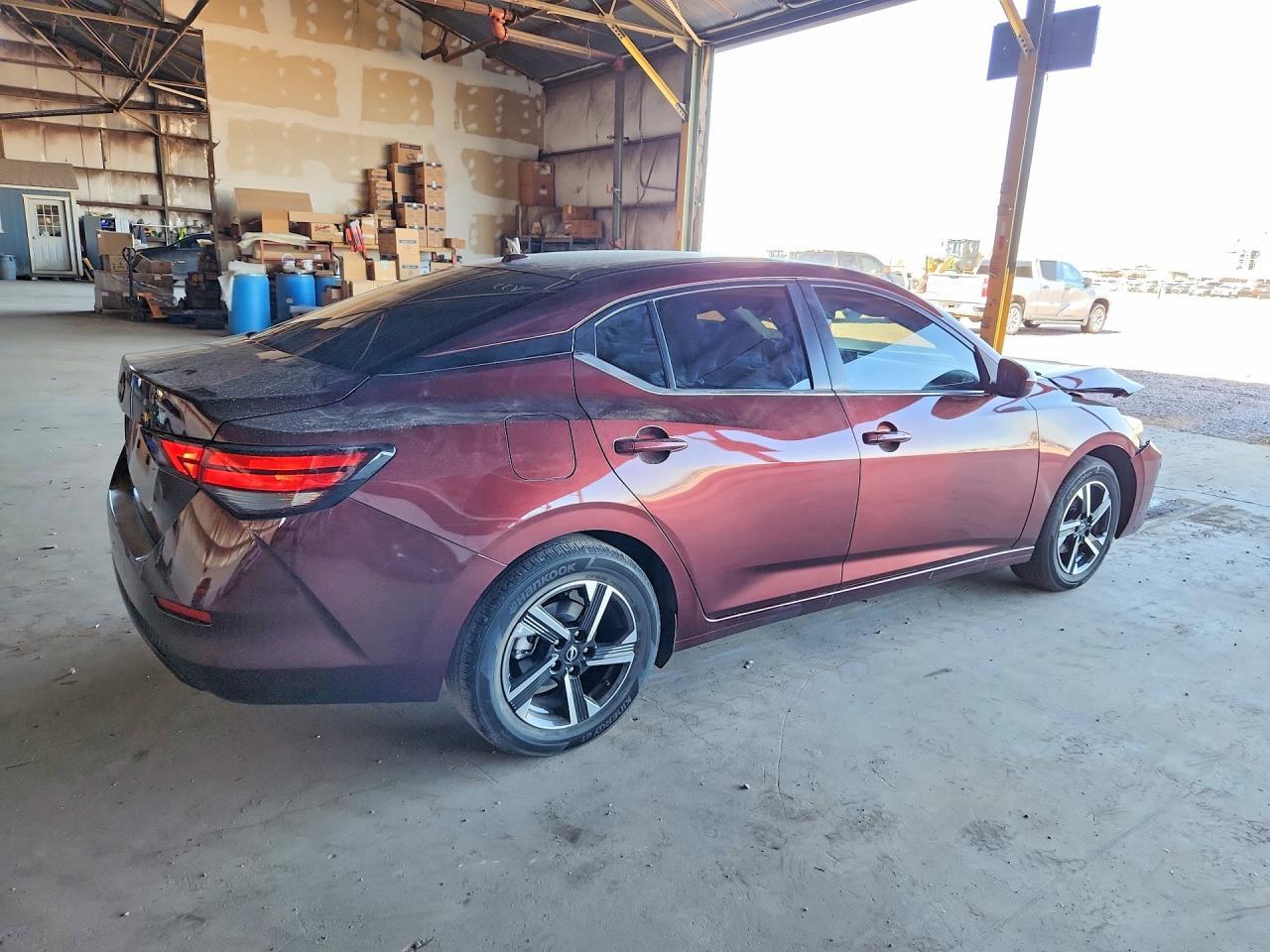 2025 Nissan Sentra Sv - Image 3