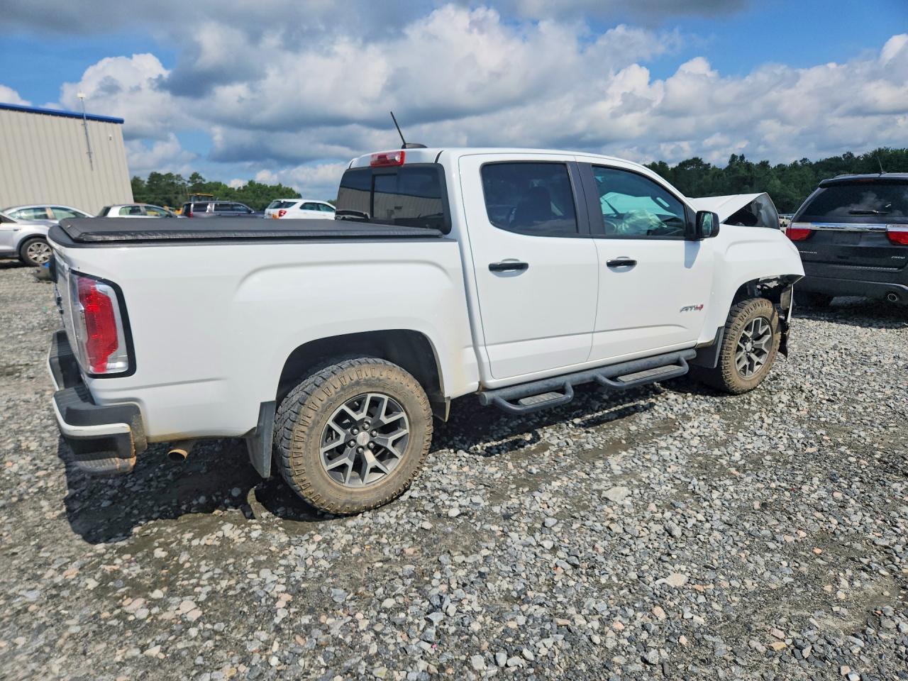 2022 GMC Canyon At4 - Image 3