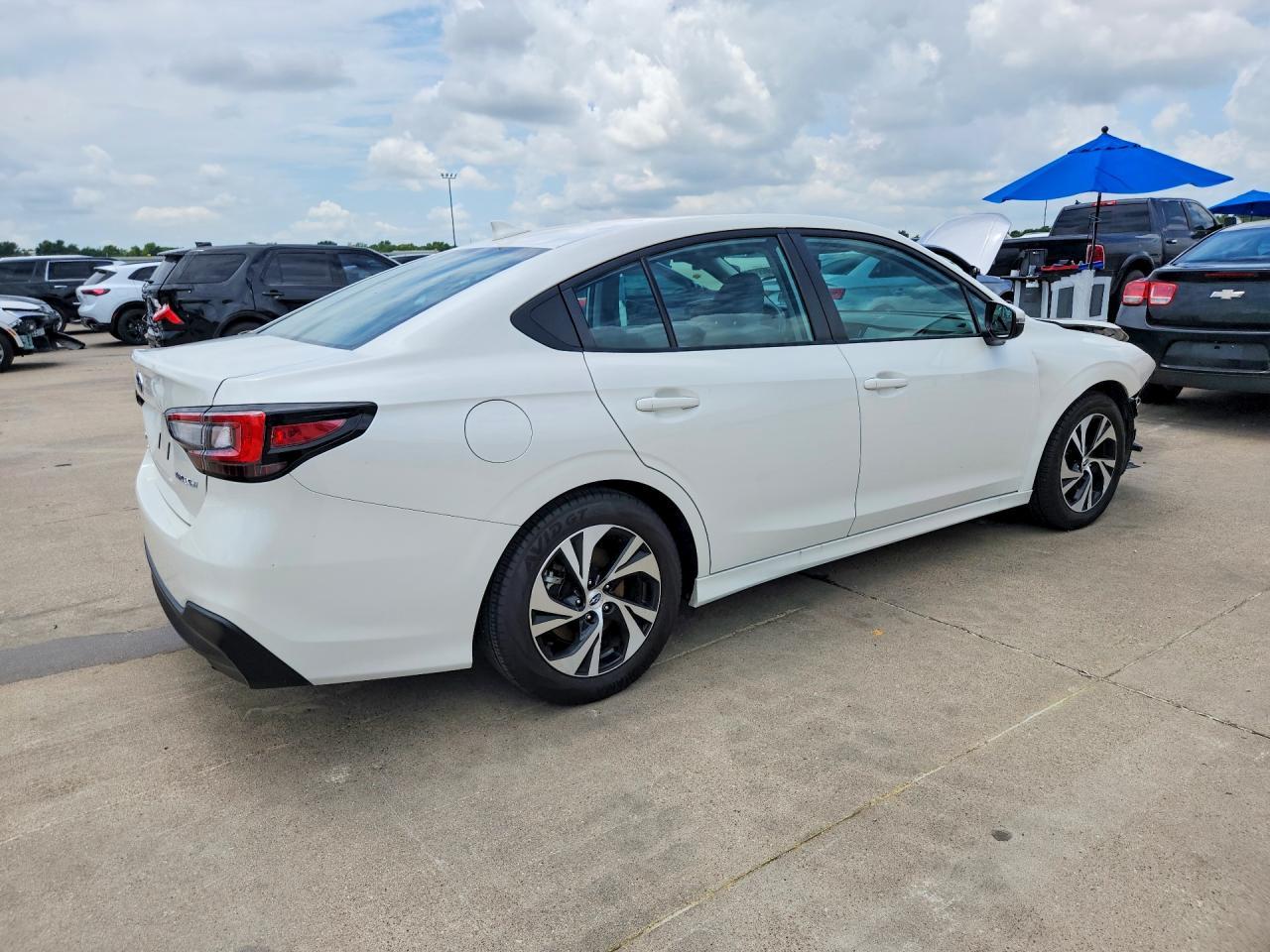 2025 Subaru Legacy Premium - Фото 3