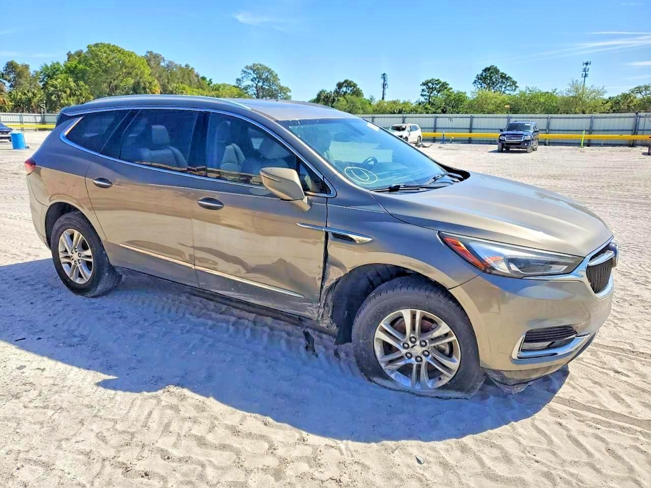 2018 Buick Enclave Essence - Фото 4