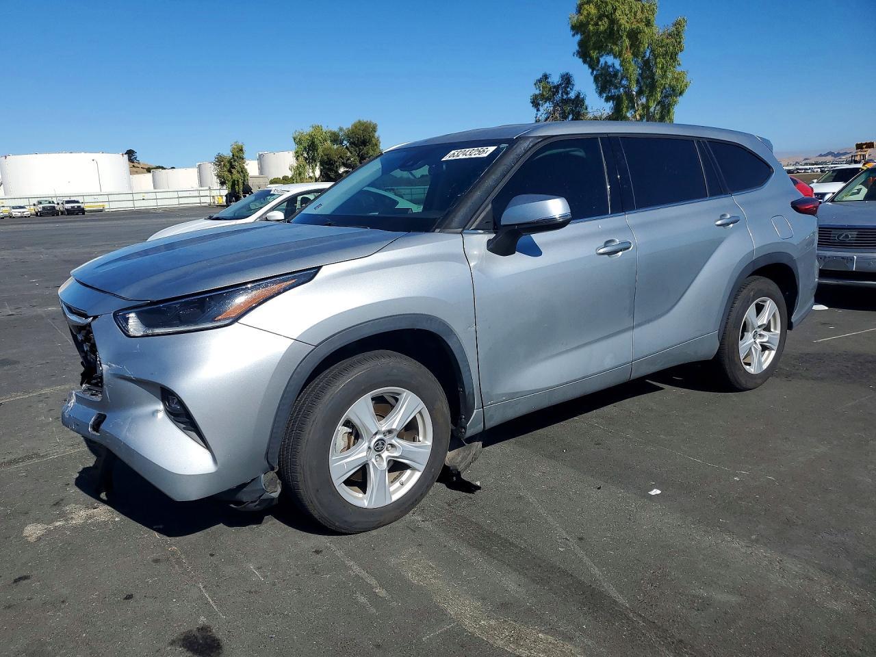 2021 Toyota Highlander Le