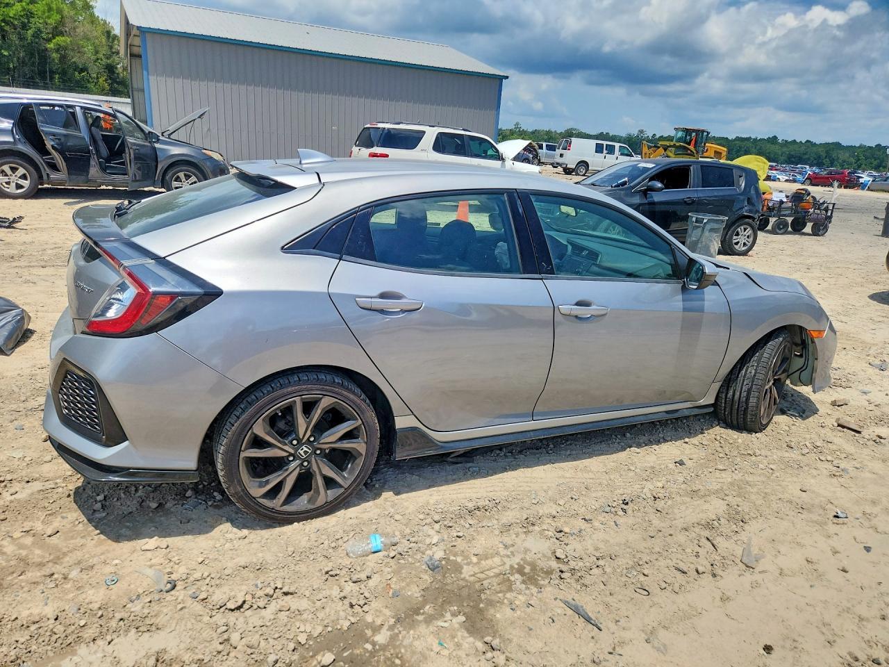 2018 Honda Civic Sport - Image 3