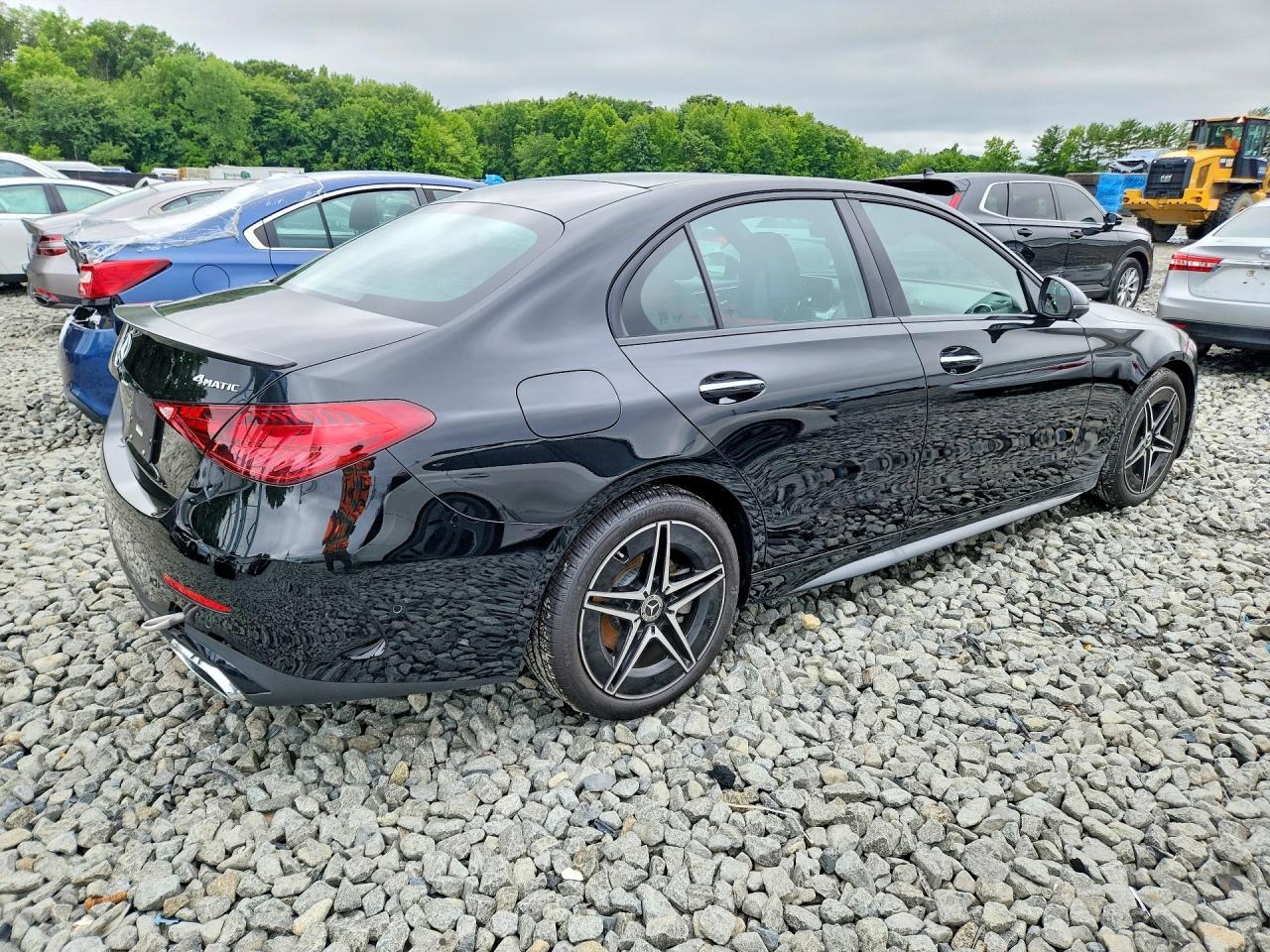2024 Mercedes-Benz C 300 4Matic - Фото 3