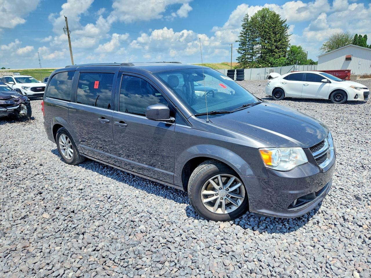 2019 Dodge Grand Caravan Sxt - Image 4