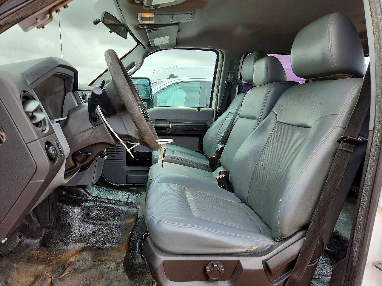 2015 Ford F550 Super Duty - Image 7