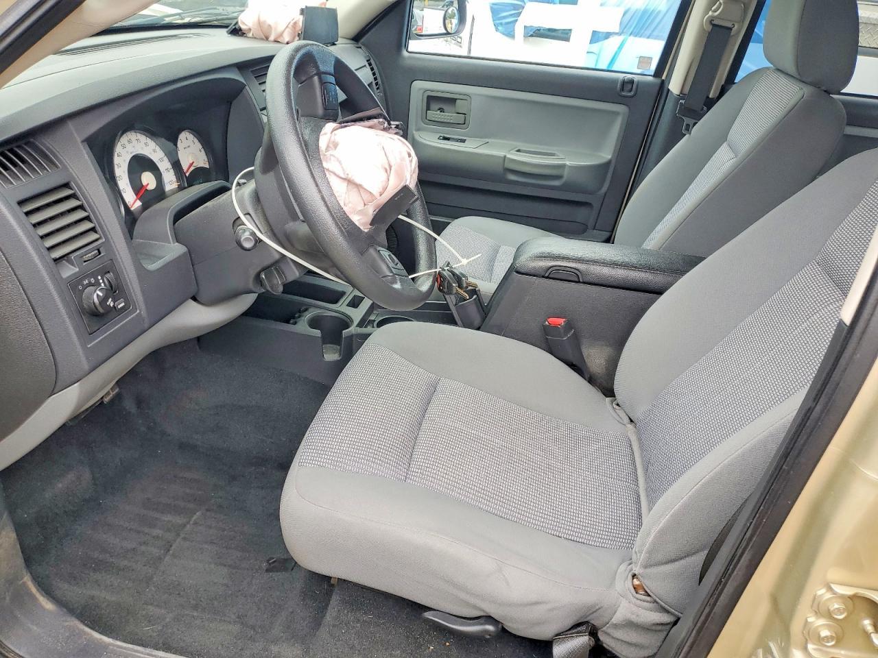 2011 Dodge Dakota Slt - Image 7