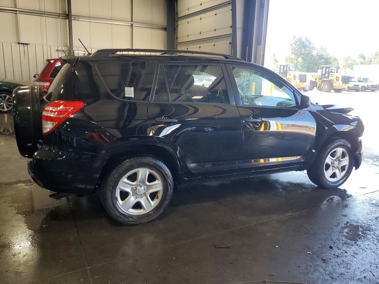 2011 Toyota Rav4 Base - Фото 3
