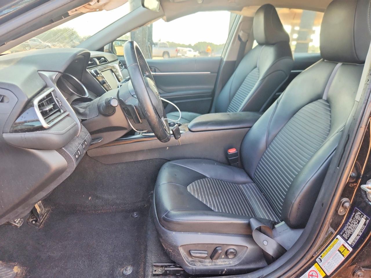 2018 Toyota Camry Se - Image 7
