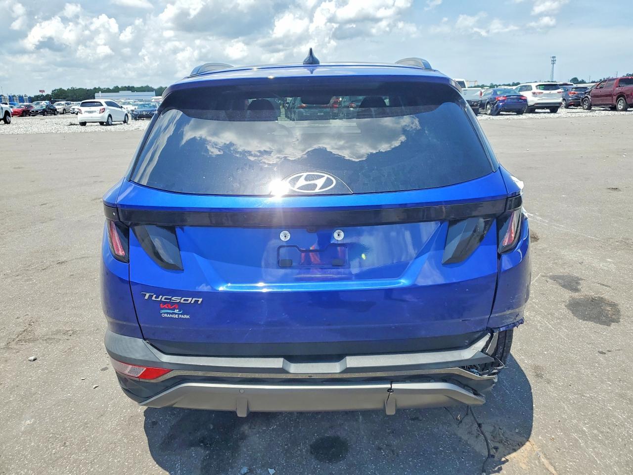 2022 Hyundai Tucson Limited - Image 6