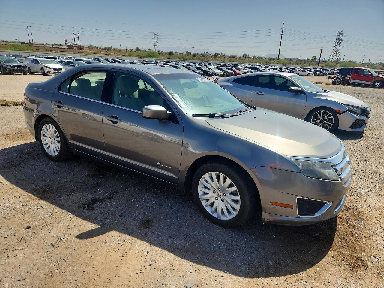 2010 Ford Fusion Hybrid - Image 4