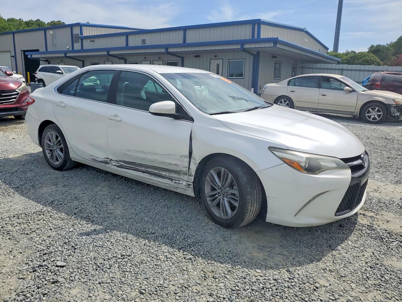 2017 Toyota Camry Se - Image 4