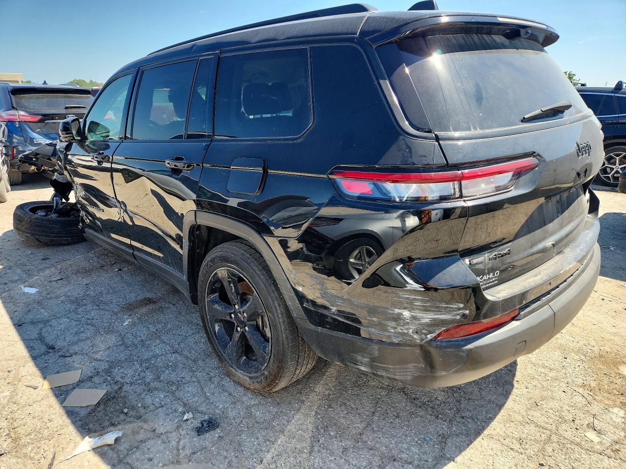 2023 Jeep Grand Cherokee L Limited - Image 2