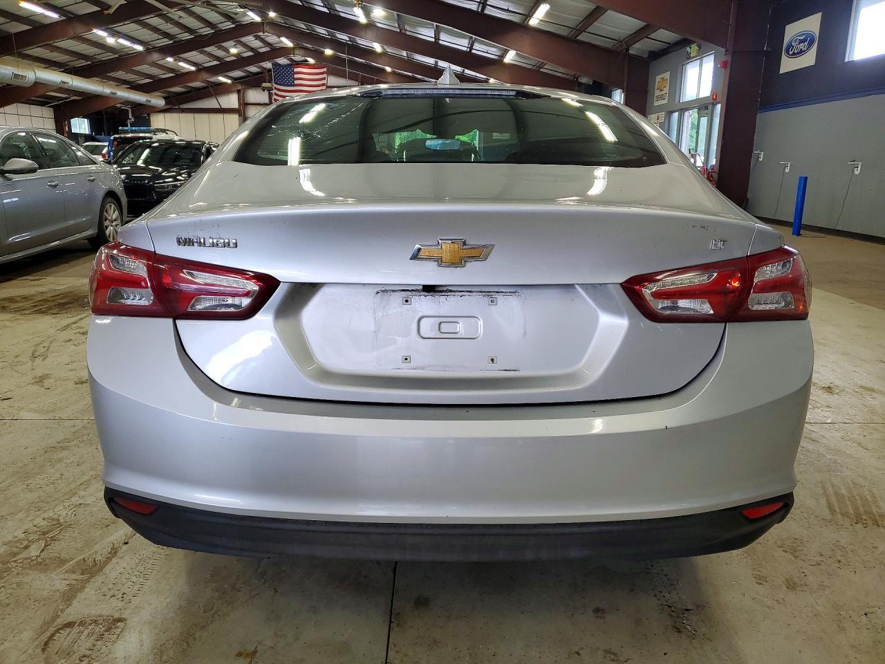 2021 Chevrolet Malibu Lt - Фото 6