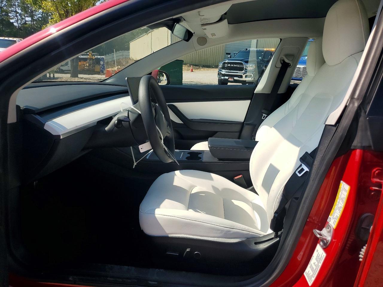 2021 Tesla Model 3 - Фото 7