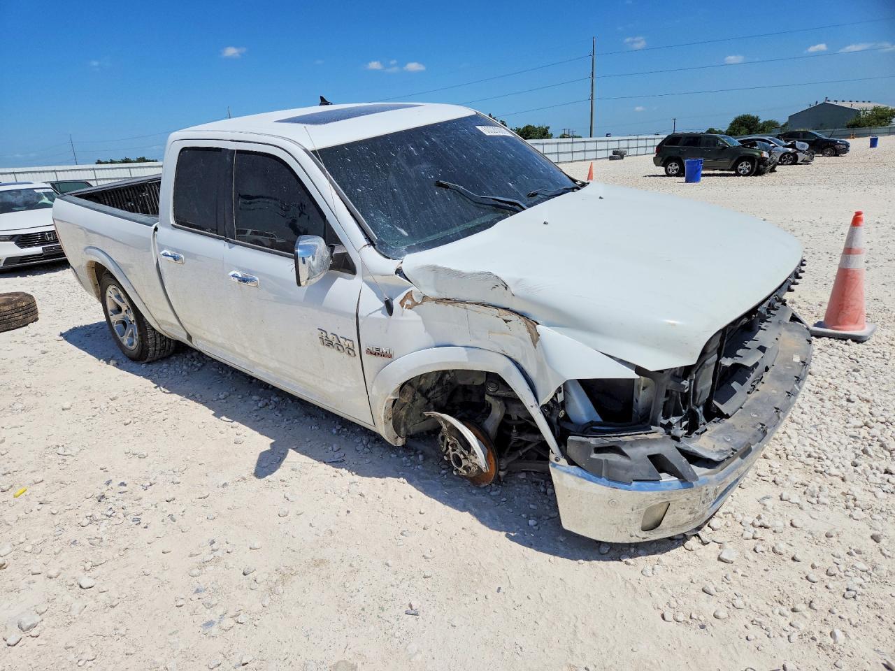 2018 Ram 1500 Laramie - Image 4