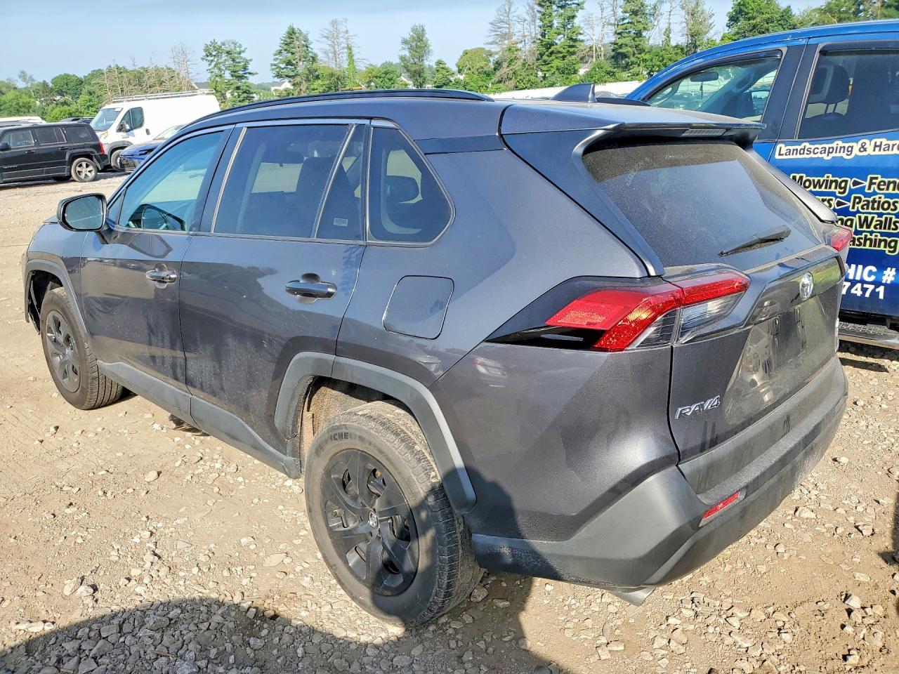 2021 Toyota Rav4 Le - Фото 2