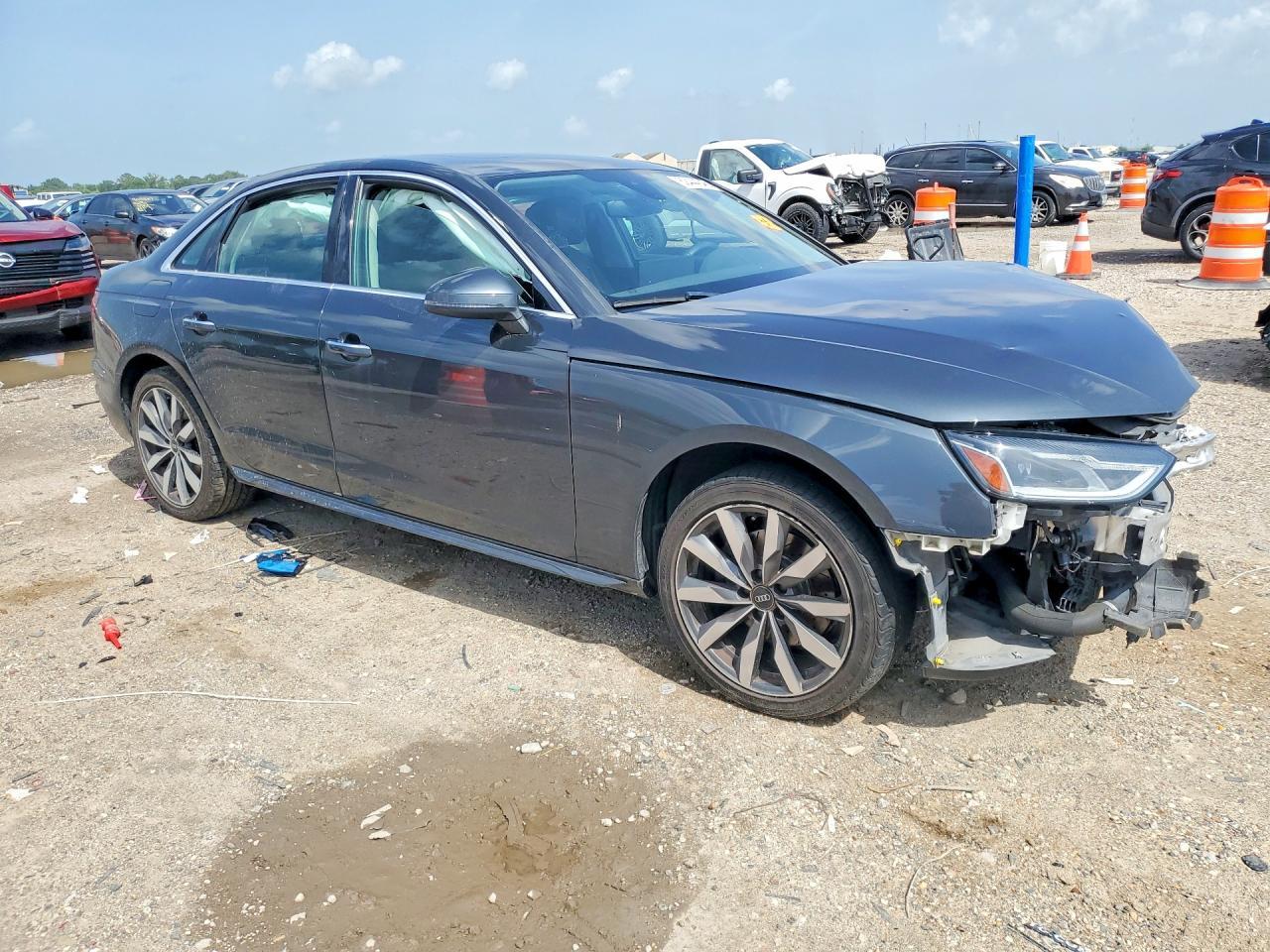 2021 Audi A4 Premium 40 - Фото 4