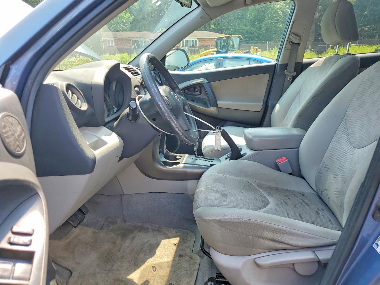 2012 Toyota Rav4 Base - Image 7
