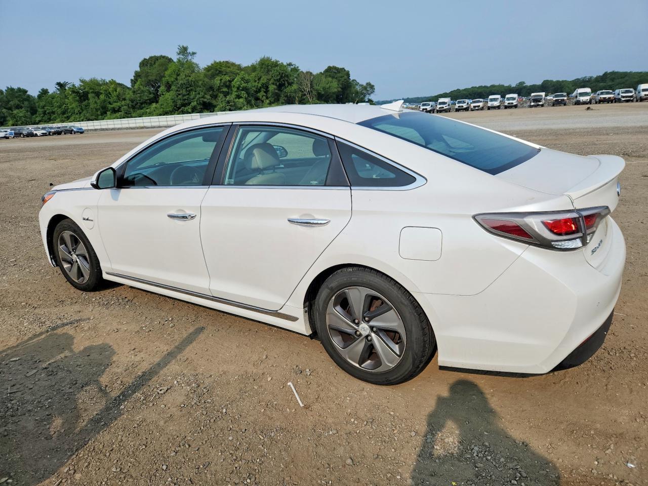 2016 Hyundai Sonata Plug-In Hybrid Limited - Фото 2