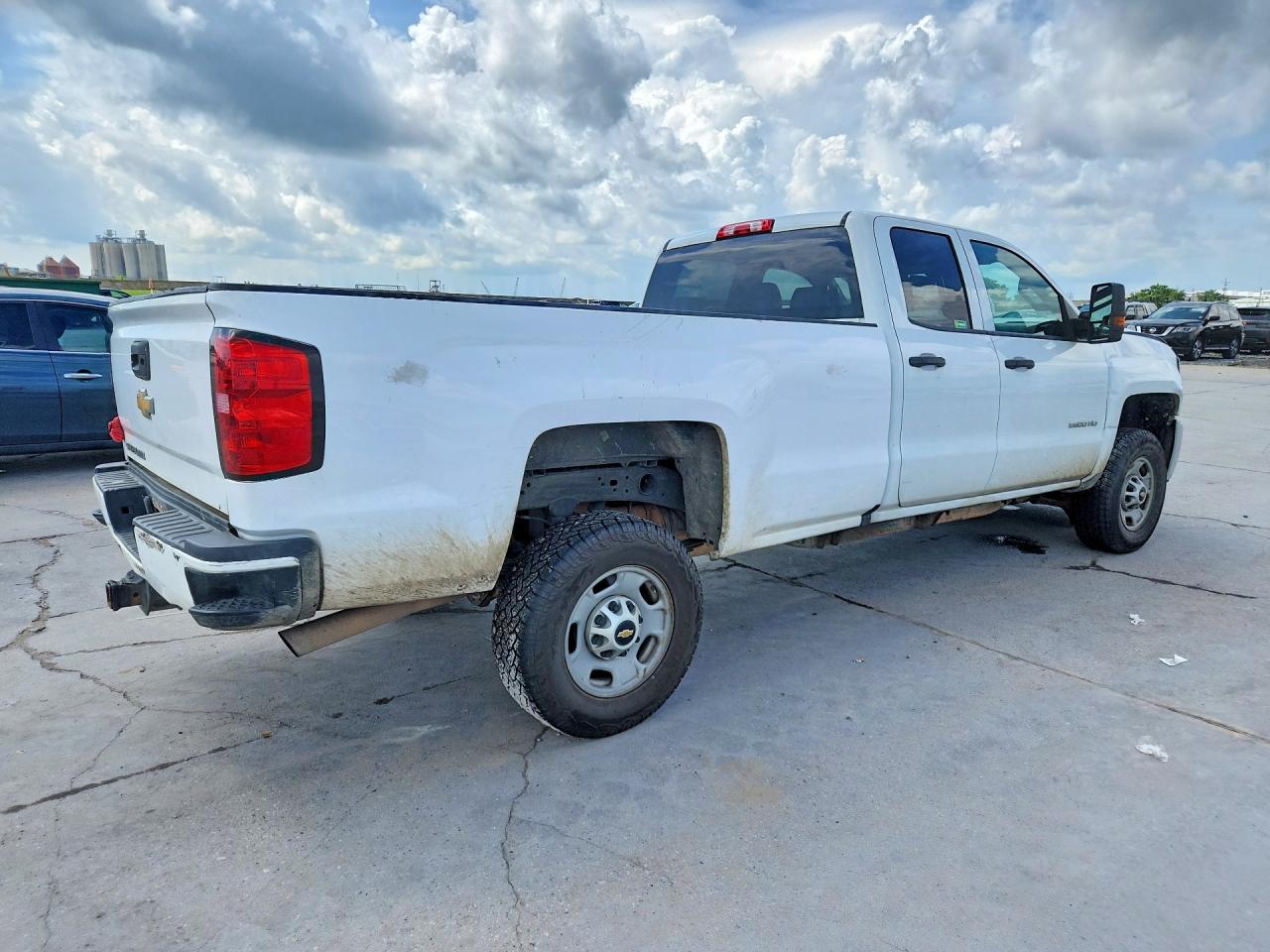2019 Chevrolet Silverado K2500 Heavy Duty - Фото 3