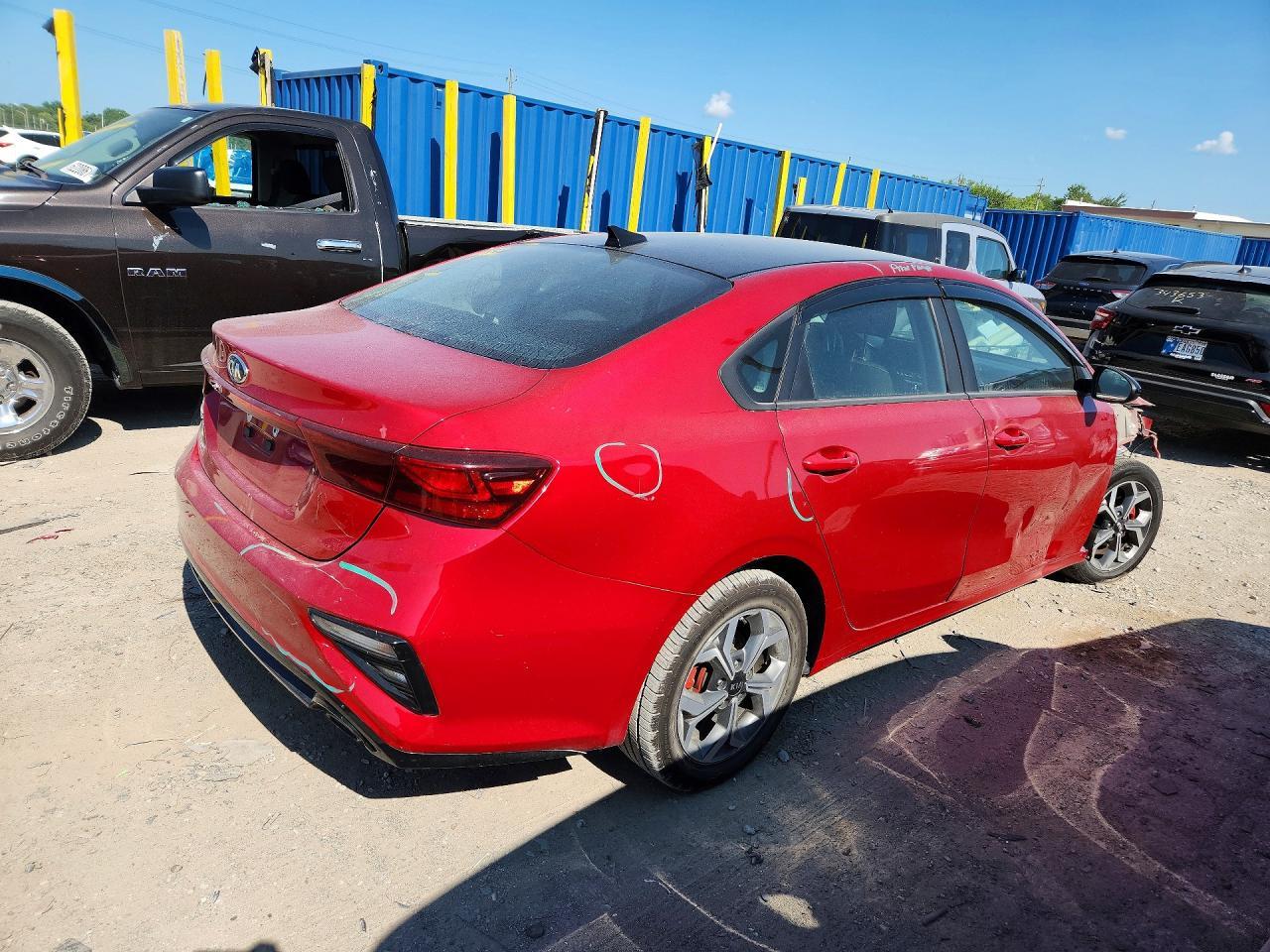 2020 Kia Forte Lxs - Фото 3