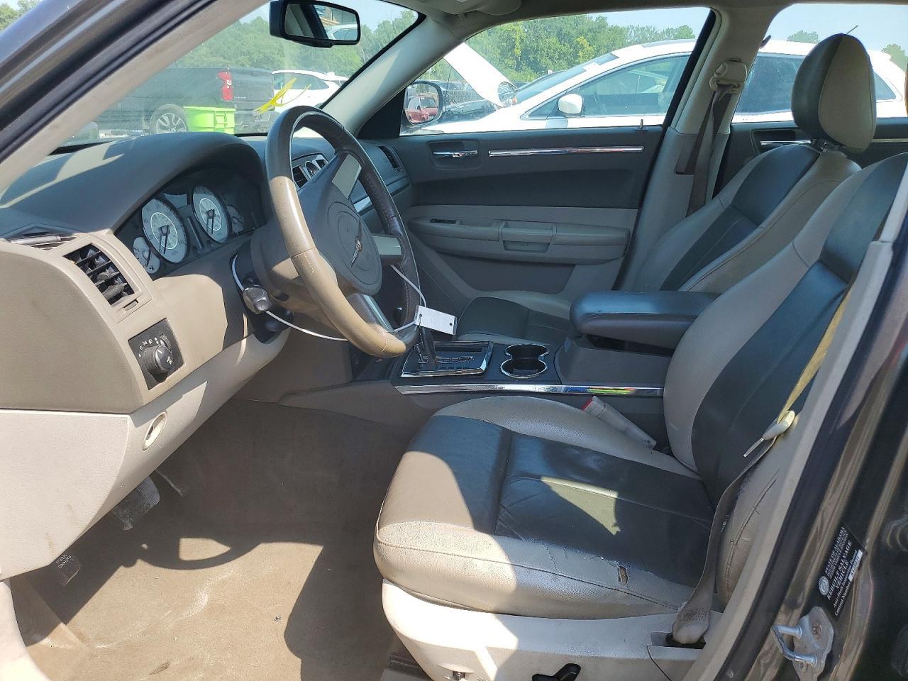 2008 Chrysler 300 Touring - Фото 7