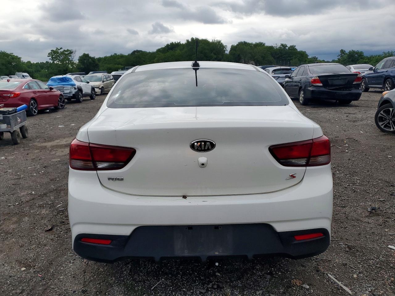 2020 Kia Rio S - Фото 6