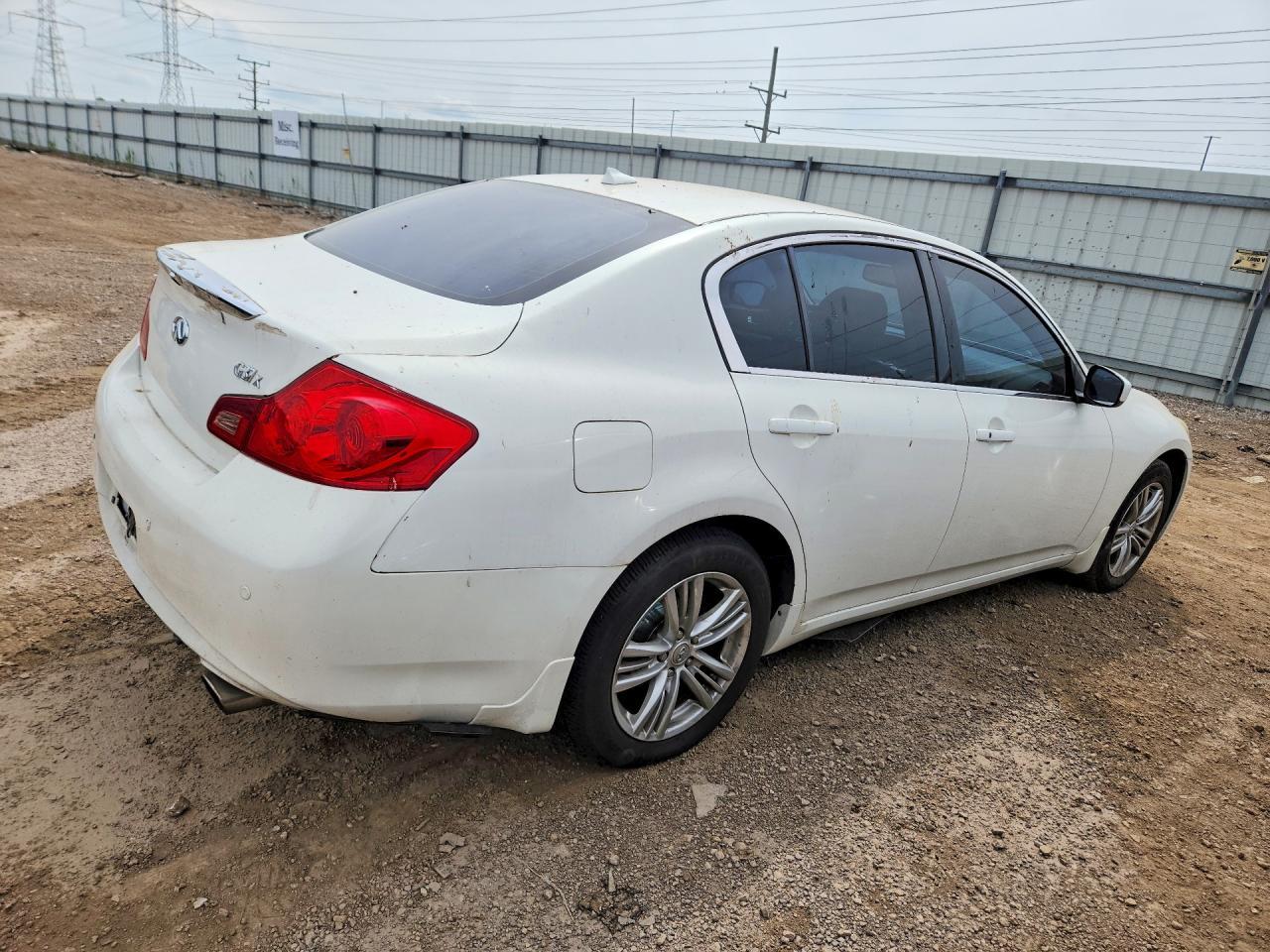 2013 Infiniti G37 Sedan X - Image 3