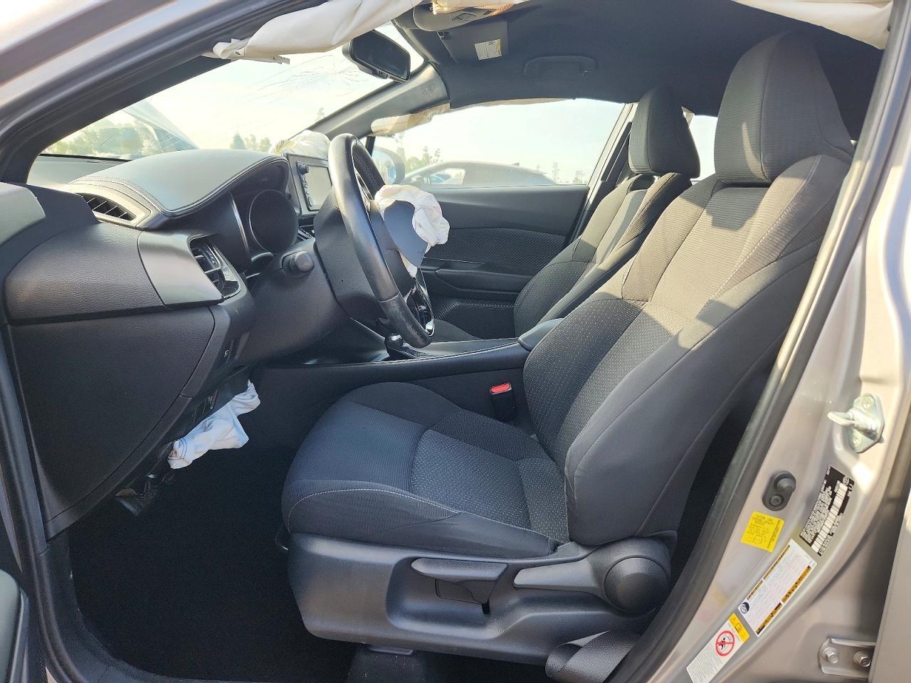 2018 Toyota C-Hr Xle - Image 7