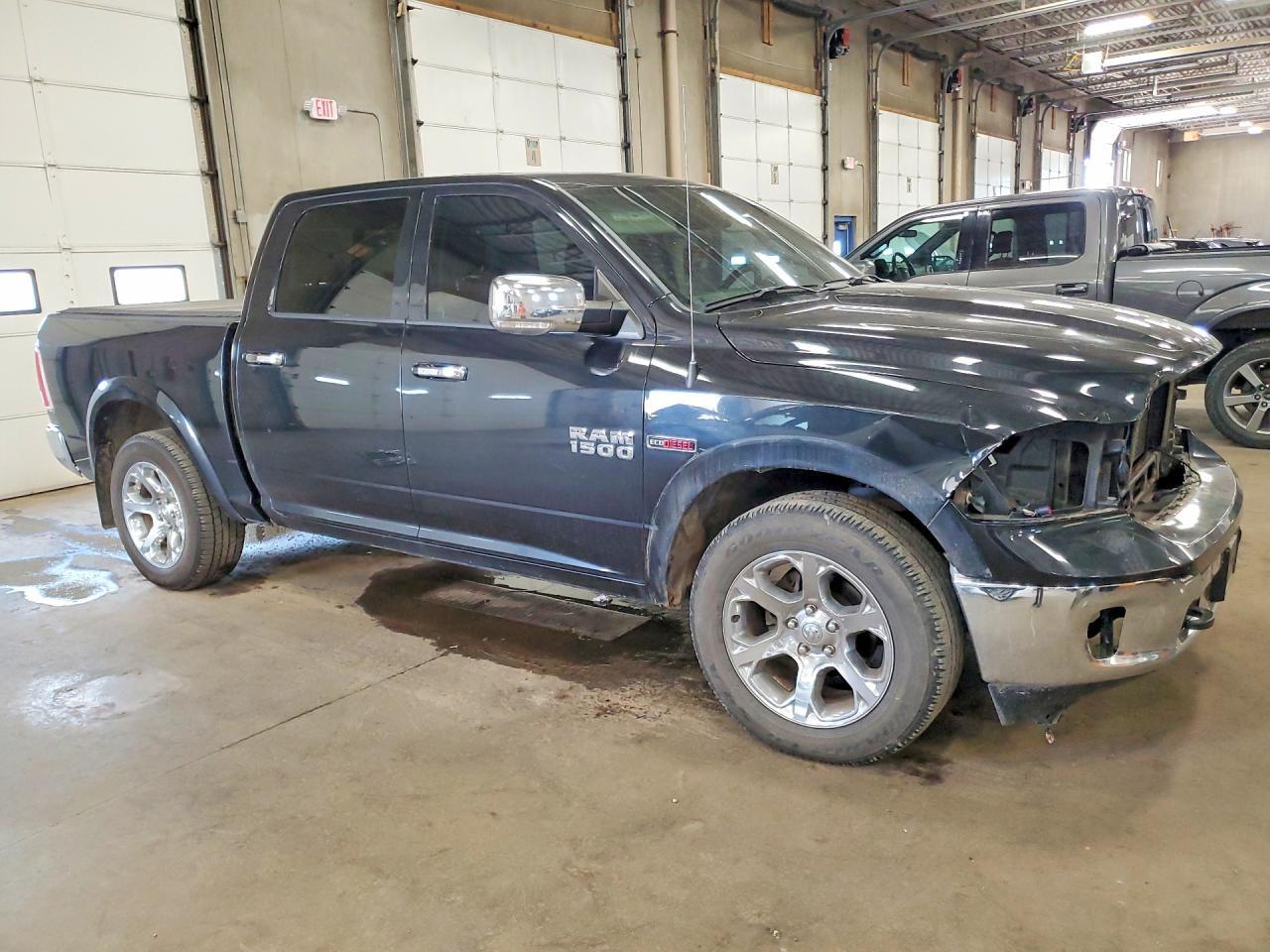 2015 Ram 1500 Laramie - Фото 4