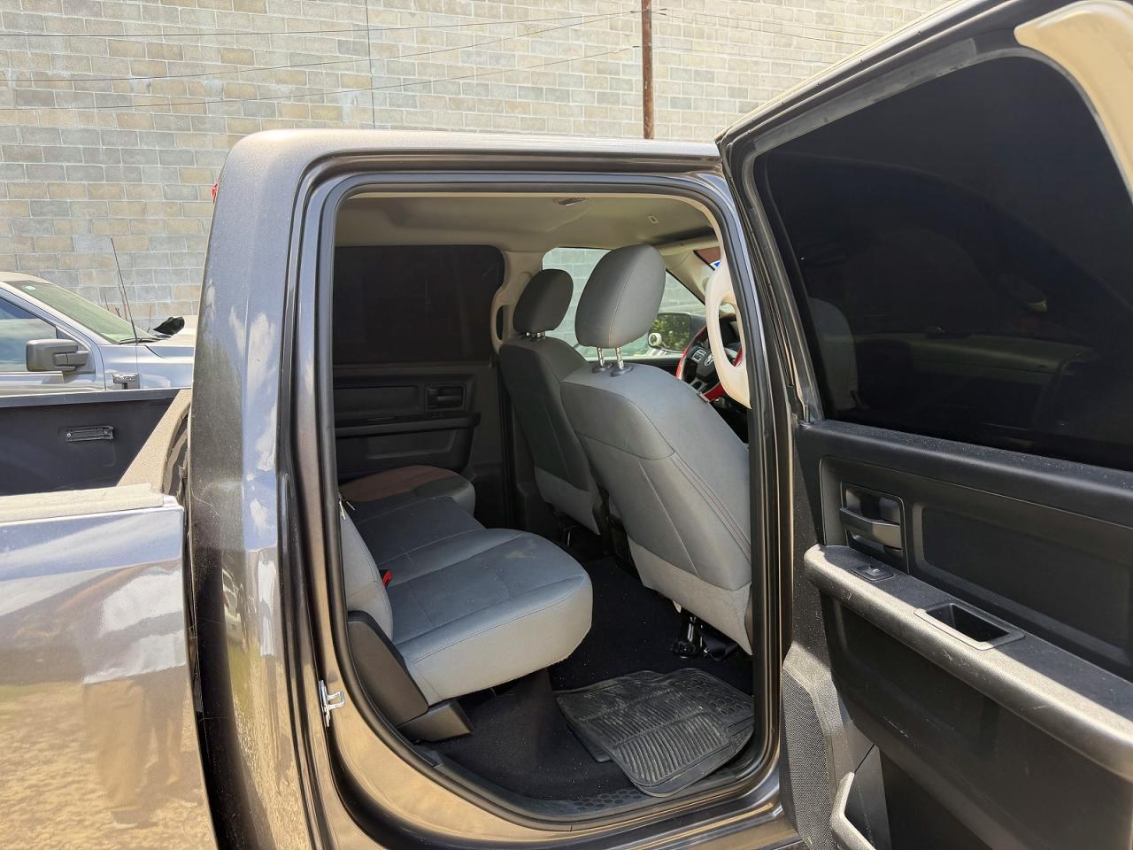 2018 Ram 2500 St - Image 6