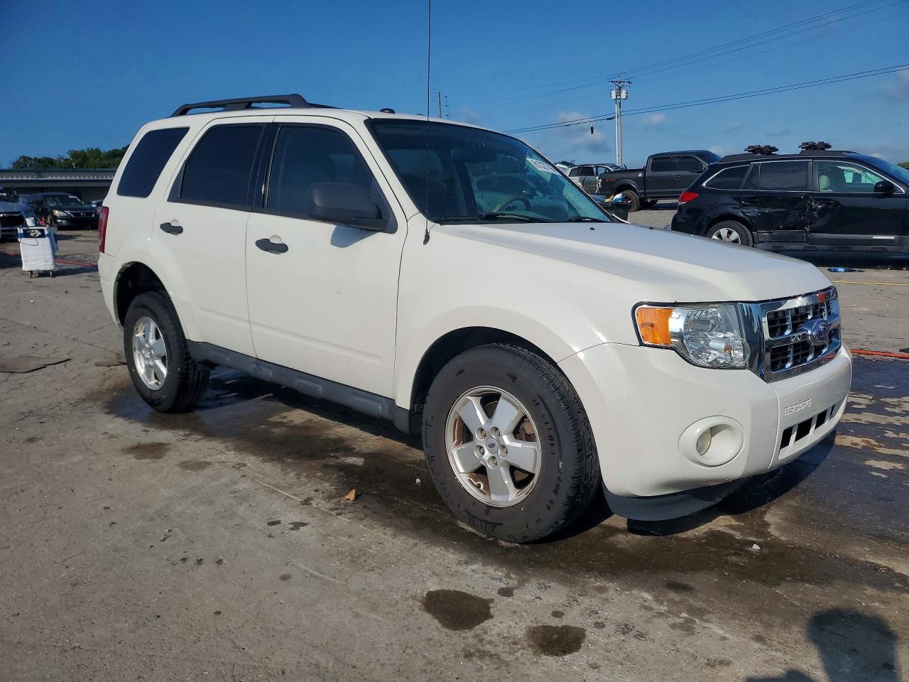 2012 Ford Escape Xlt - Image 4