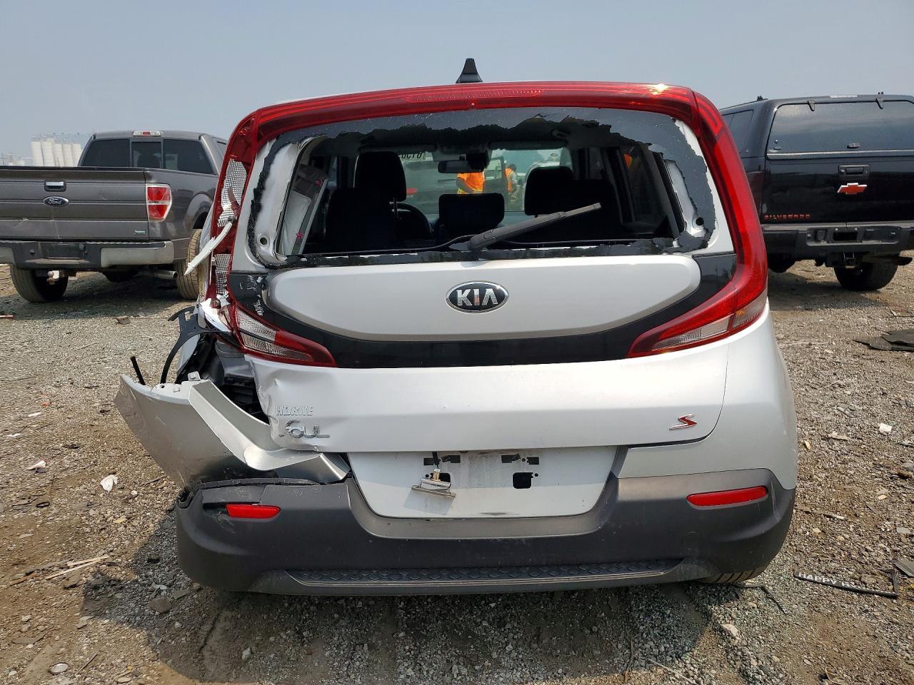 2020 Kia Soul S - Image 6