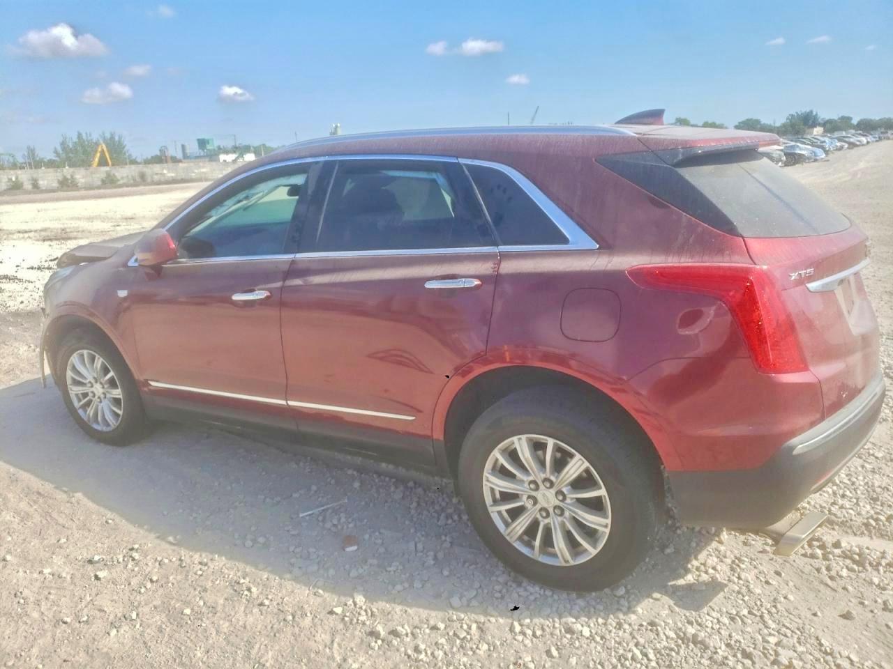 2017 Cadillac Xt5 - Фото 2