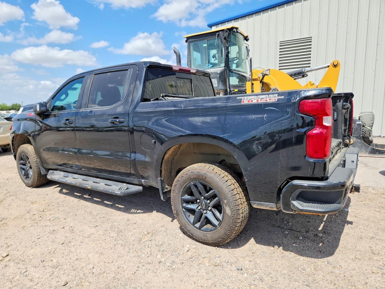 2019 Chevrolet Silverado K1500 Lt Trail Boss - Фото 2