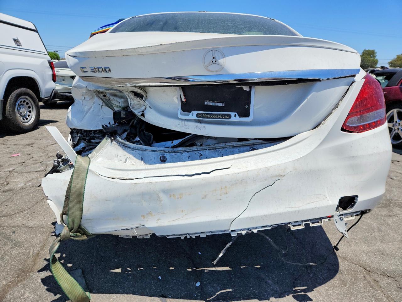 2015 Mercedes-Benz C 300 - Фото 6