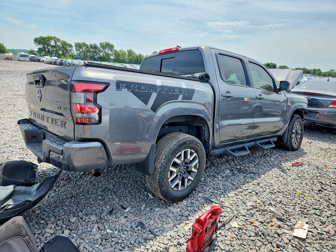 2023 Nissan Frontier Sv - Image 3
