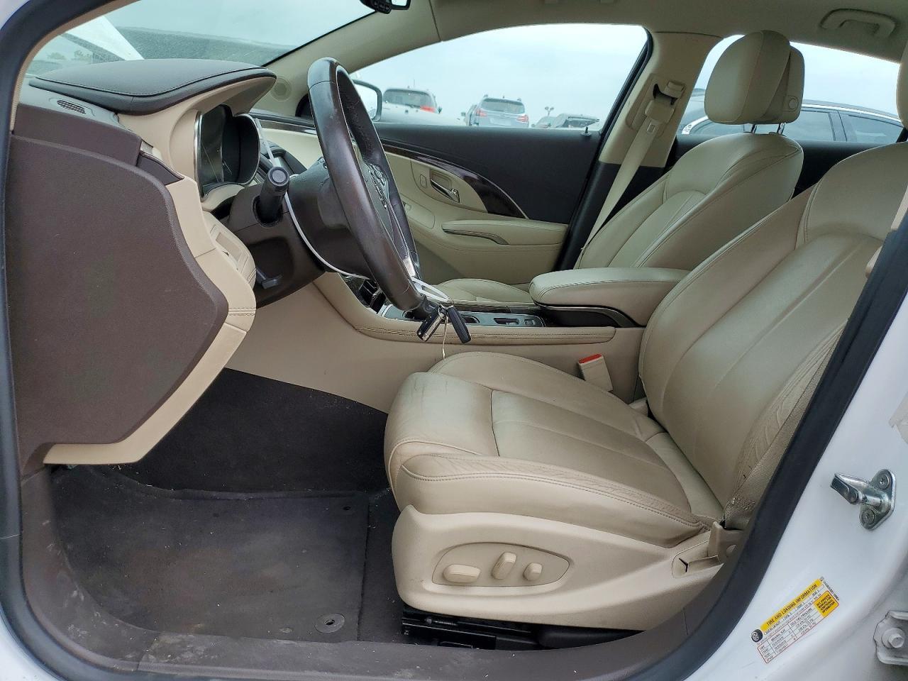 2014 Buick Lacrosse - Image 7
